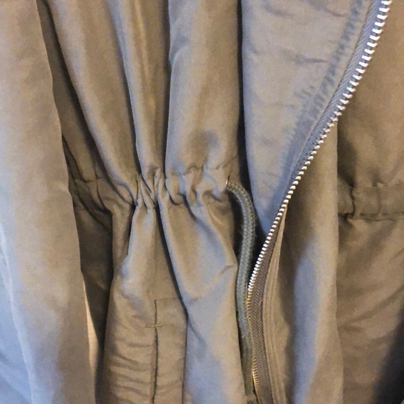 H&M jacket - Picture 3 of 4